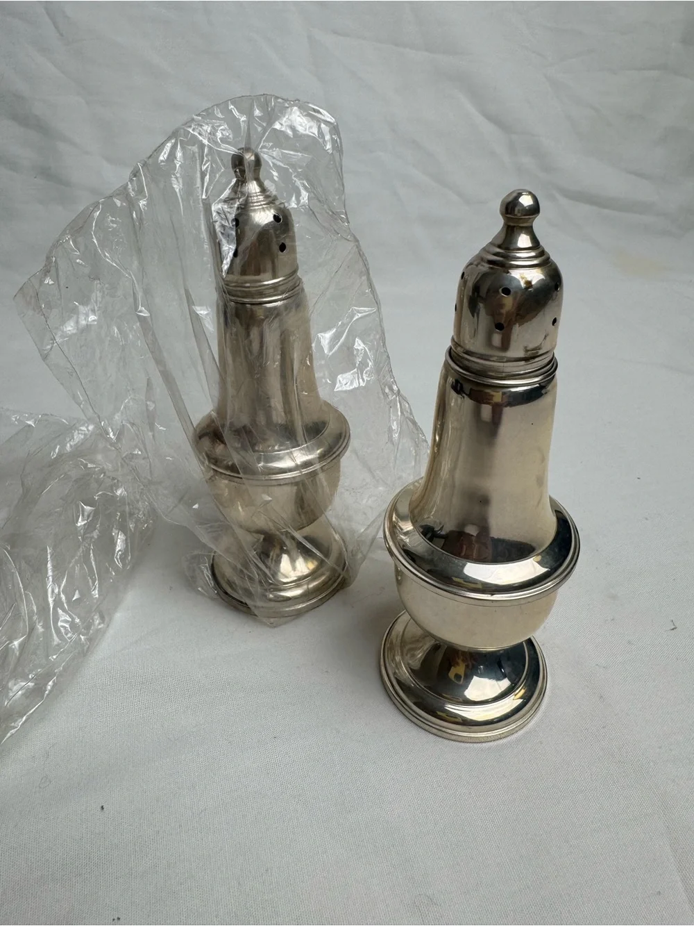 VINTAGE EMPIRE STERLING SILVER WEIGHTED SALT & PEPPER SHAKERS #242